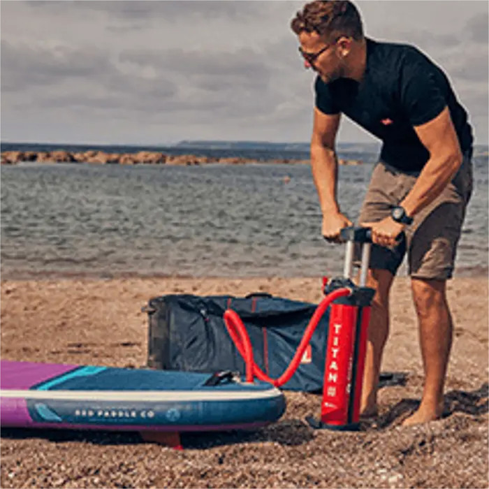 2024 Red Paddle Co 10'6 Ride Stand Up Paddle Board, Bolsa, Palas, Bomba y Correa - Paquete Hybrid Tough Purple